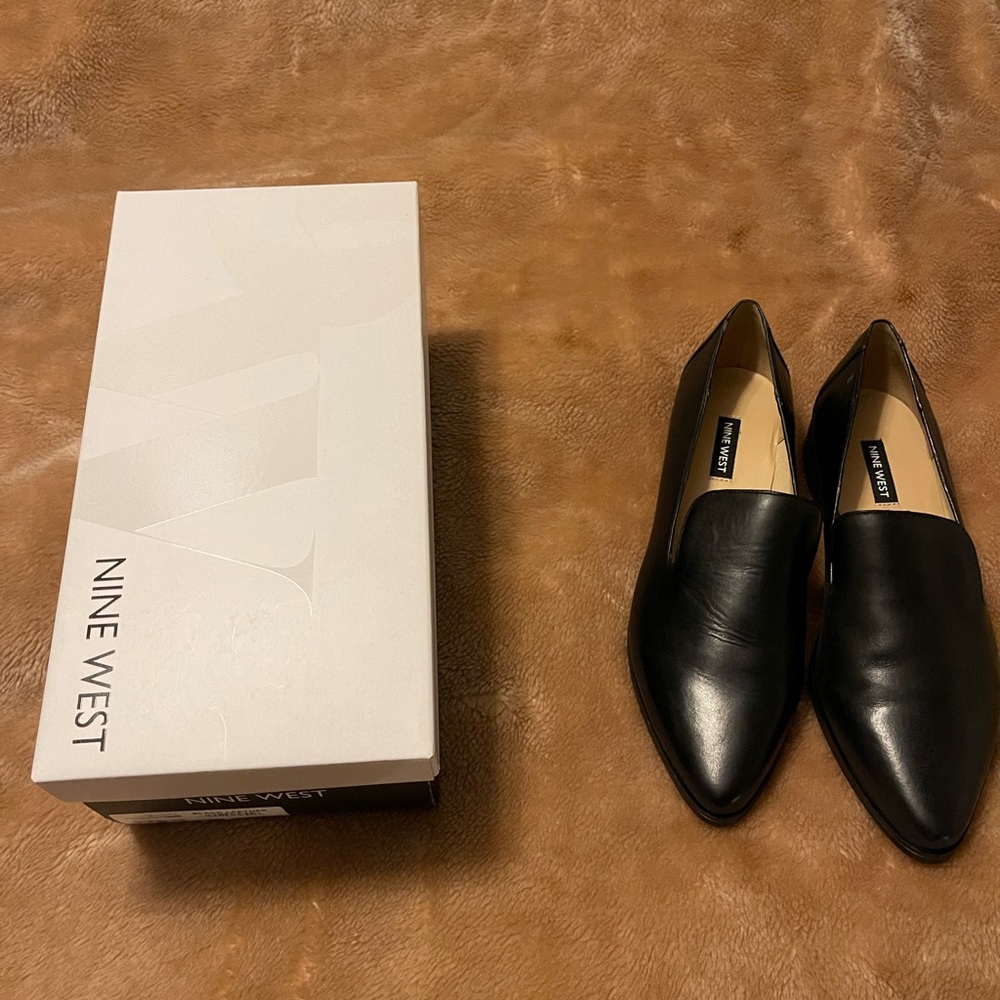 Black Nine West Leather Zolee Flats